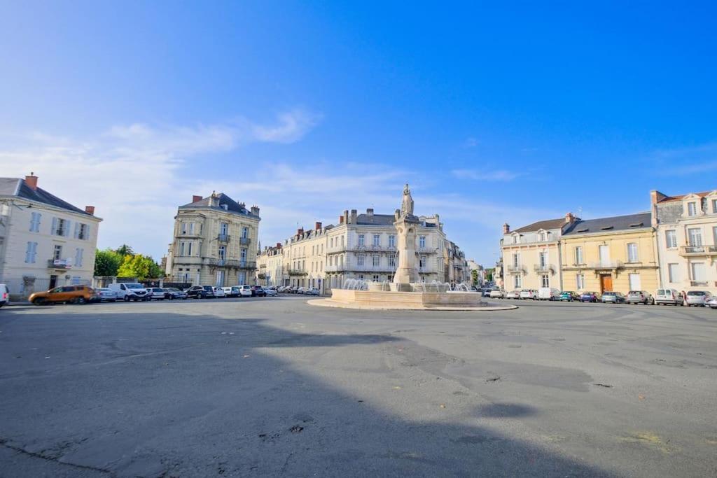 Le De Louise Apartment